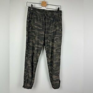 Athleta Gray/Green Camo Farallon Jogger, Size 4